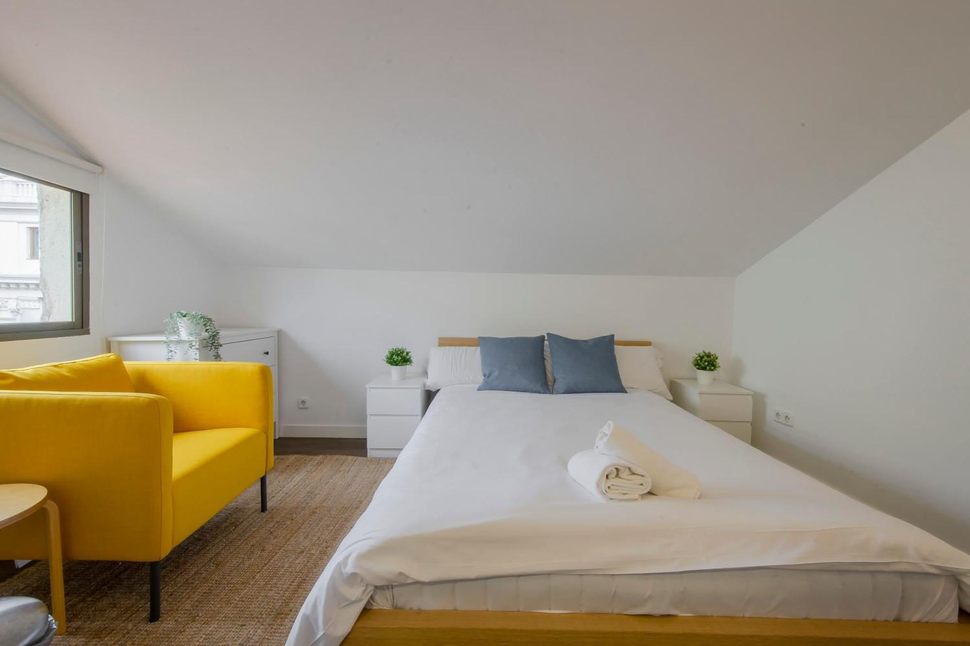 1hab 3px Calle Carretas-puerta D Sol - Sin Ascensor Apartamento Madrid