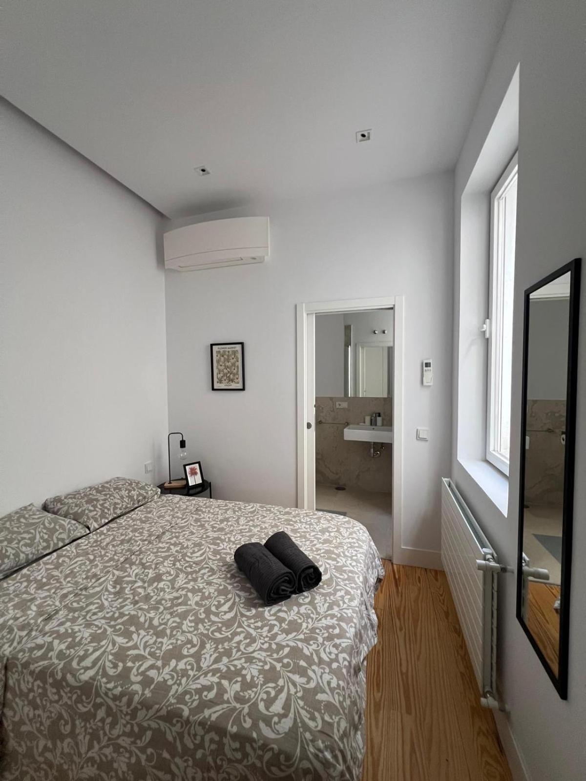 Private In Magdalena Street Albergue Madri