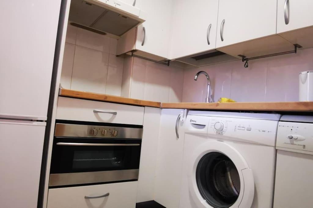 Beautiful With Pool, Padel And Parking - Bb Apartment