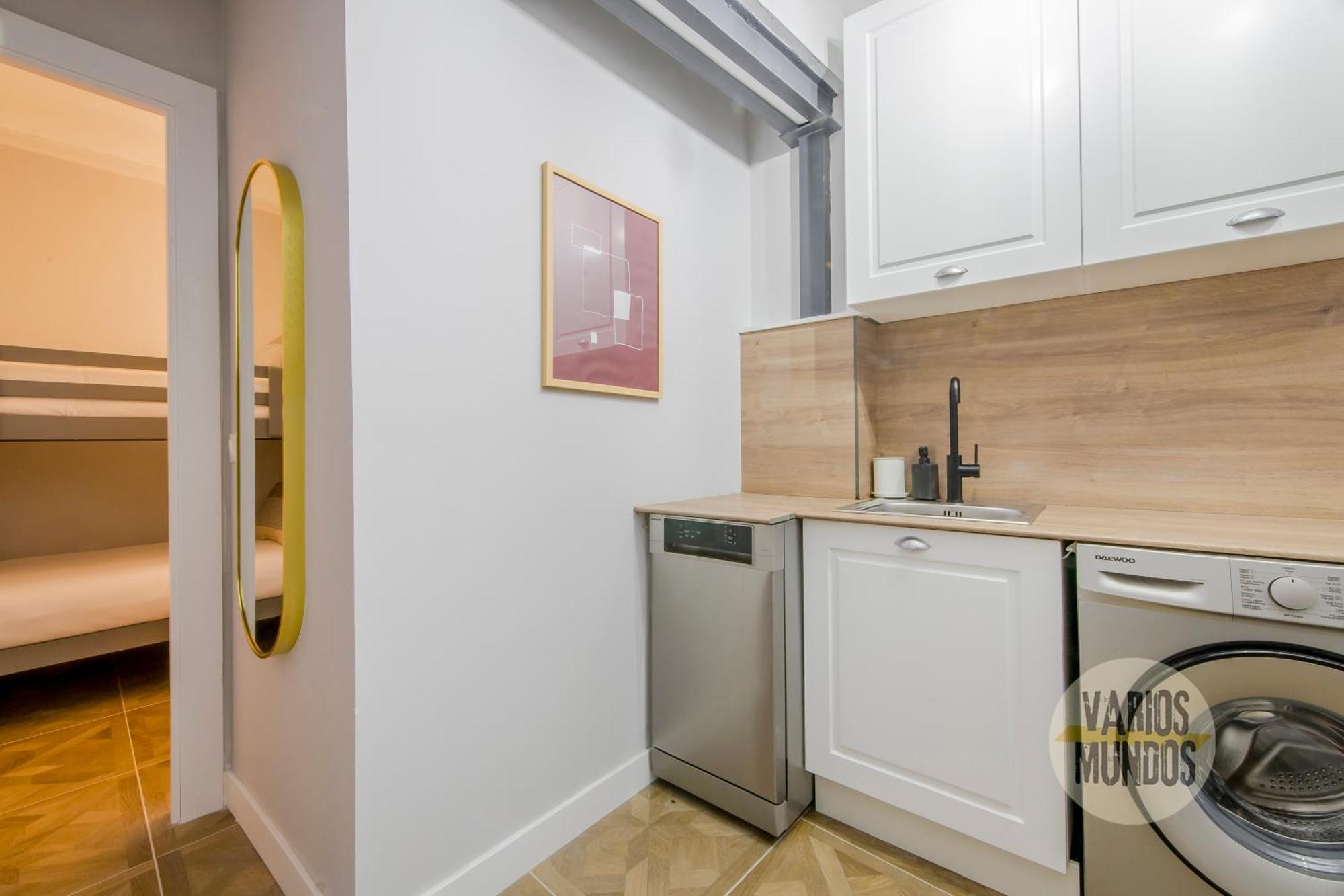 Apartment Confortable 9pax En El Centro De E3 Madrid