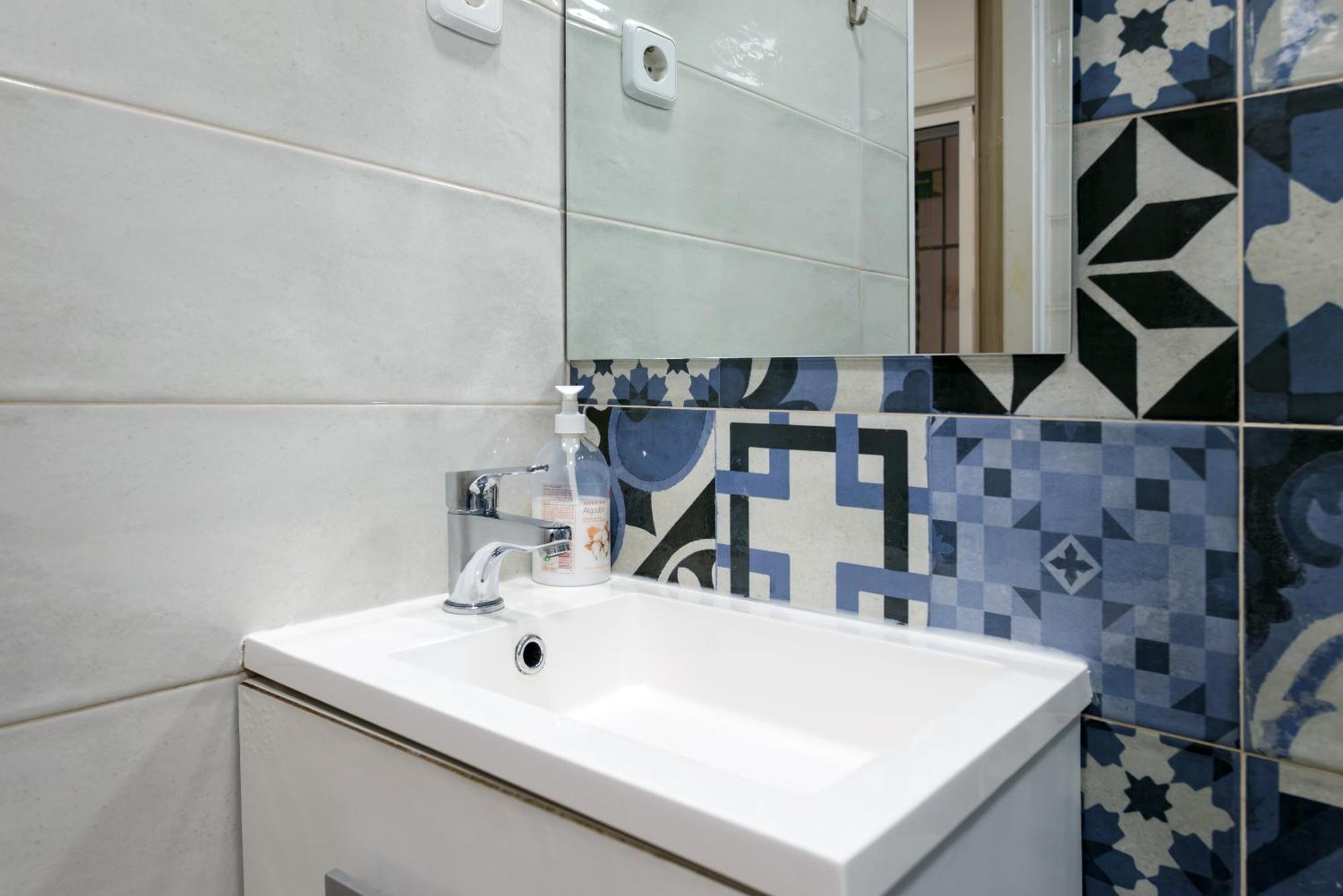 Piso Nuevo Lavapies, Wifi, Smart Tv