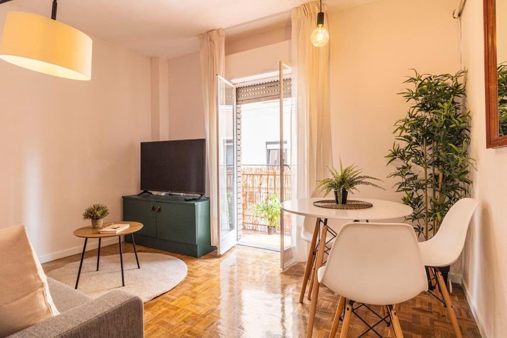 Piso Con Terraza En Rio Apartment *