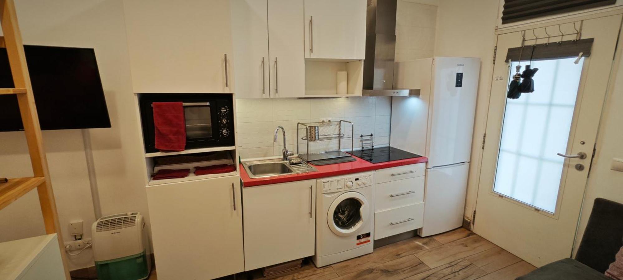 Apartamento Coqueto Estudio En Legazpi-matadero 2 Huespedes *