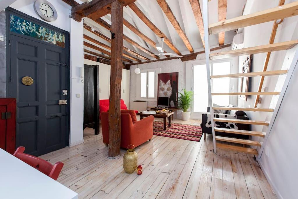 Penthouse With Terrace Heart Of The *