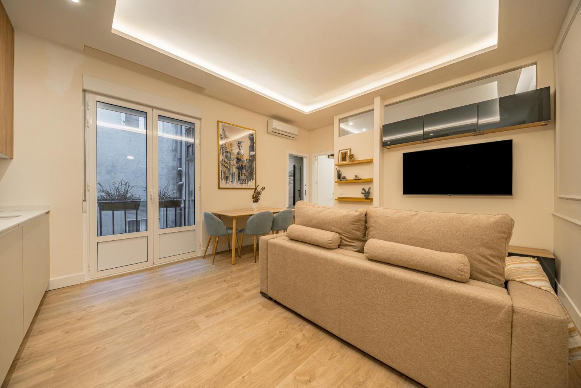 Centro Xx Calle Lope De Vega 1br 1bh Apartment Madrid