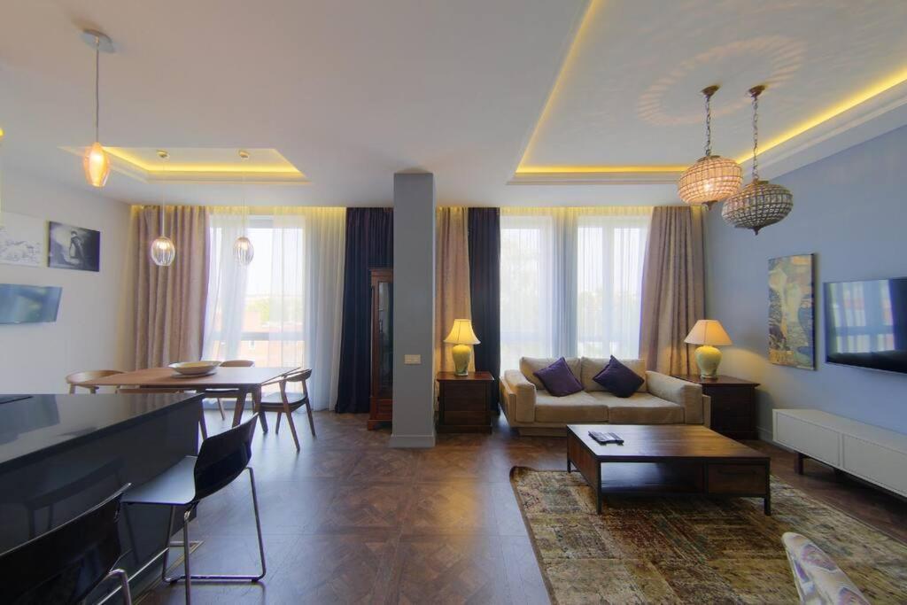 Modern Stylish