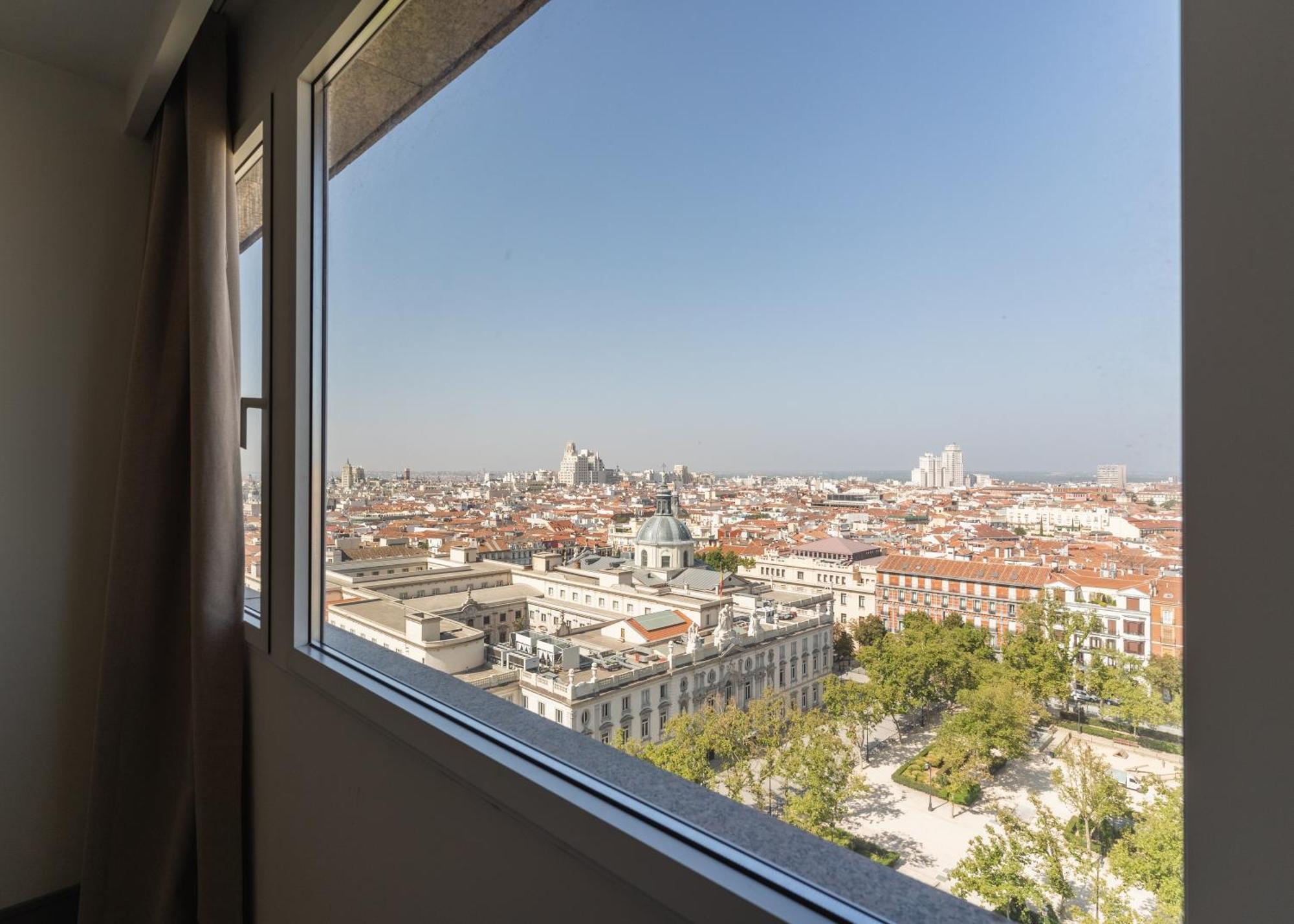 Apartment Modern And Bright-2bedrooms 1bathroom-colon