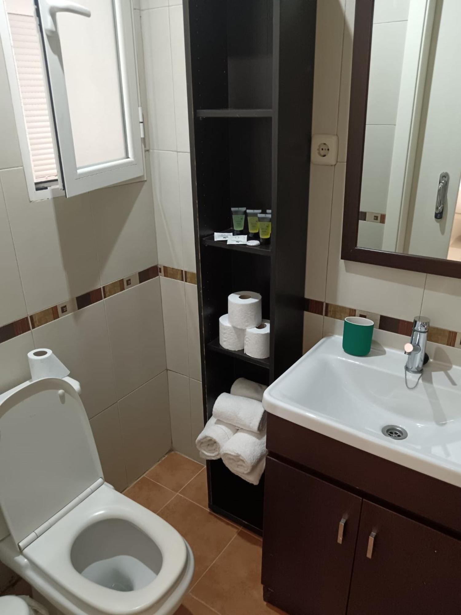 Encantador Apartamento En El Rastro De * Madrid