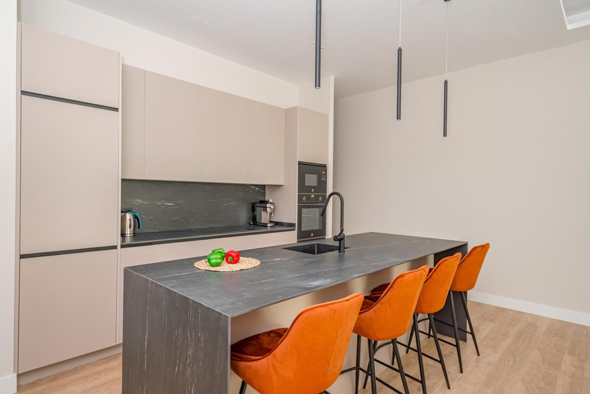 Centro Xxi Calle Principe 3br 3bh *