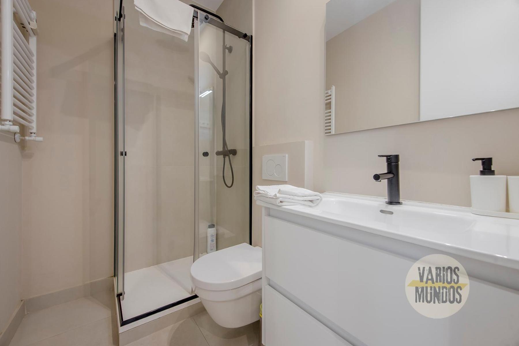 Agradable Piso De 3hab En El Rastro-centro De Apartment *