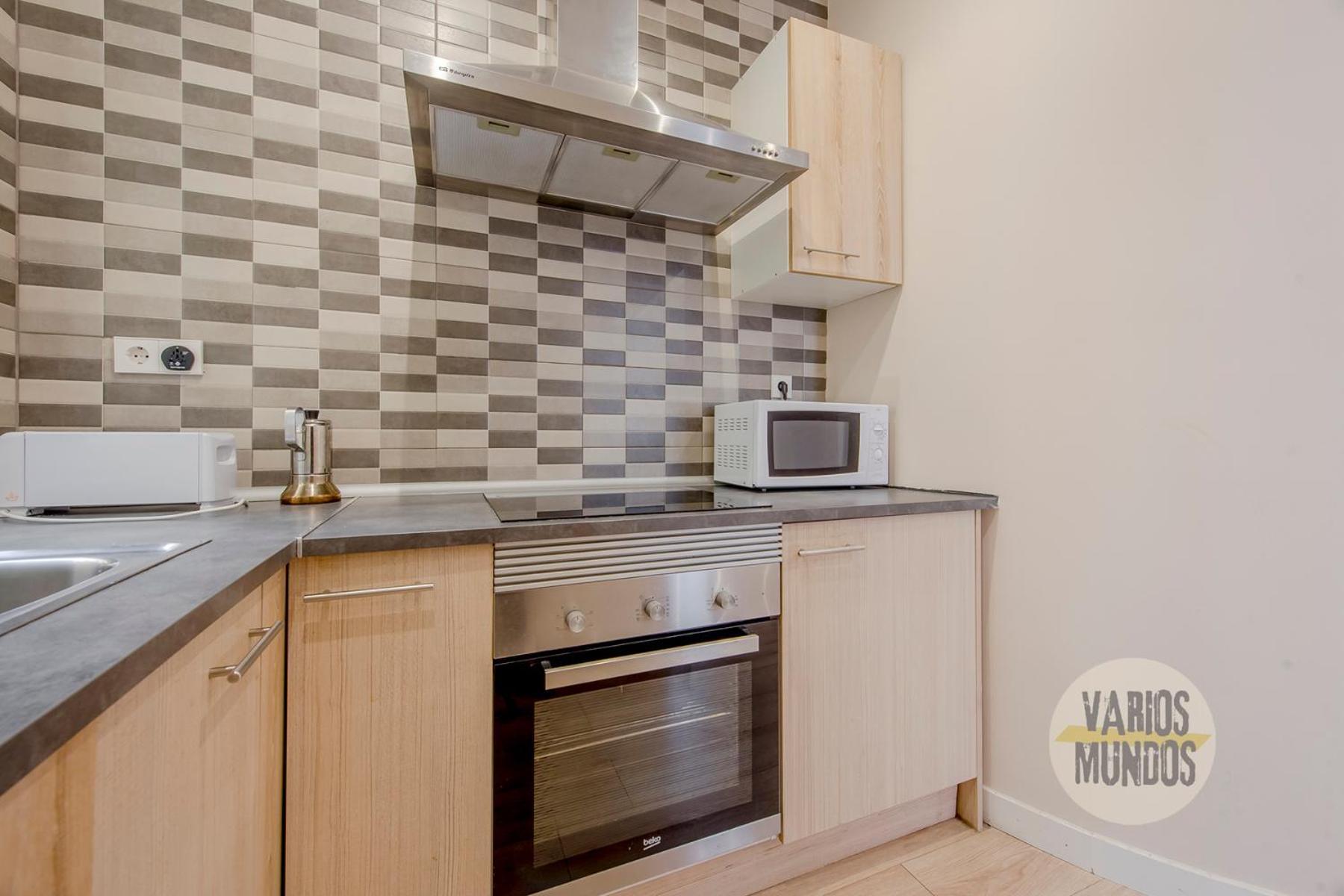 Agradable Piso De 3hab En El Rastro-centro De