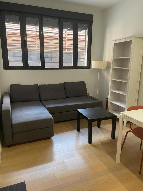 Exyca Plaza Castilla Apartment