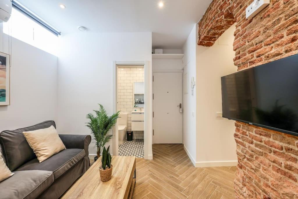 Urban Tranquility In - Ideal For Couples