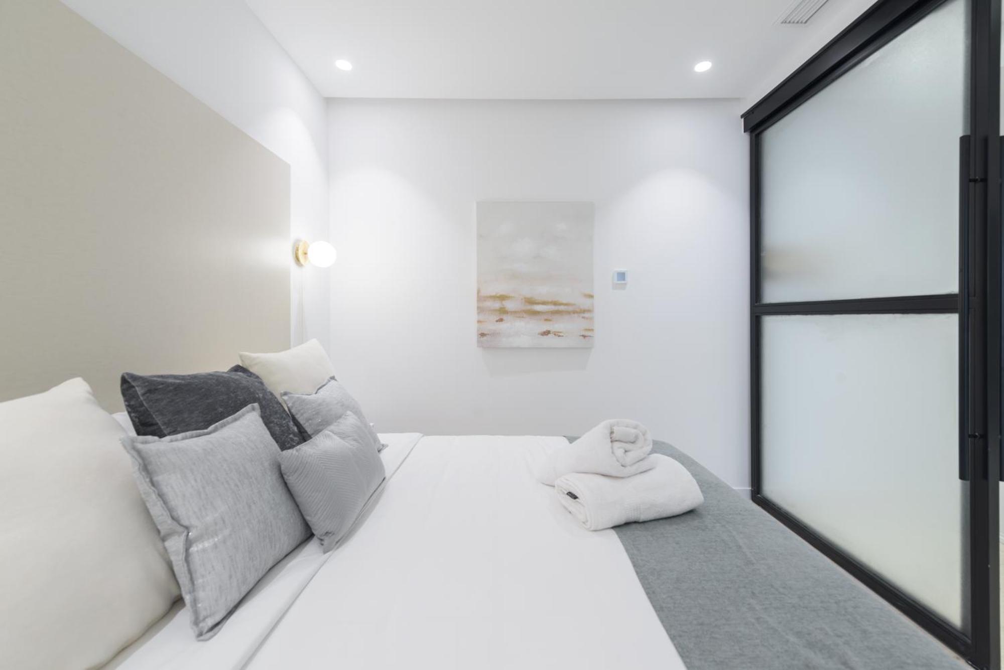 Apartment Deluxe Sol, By Monaro