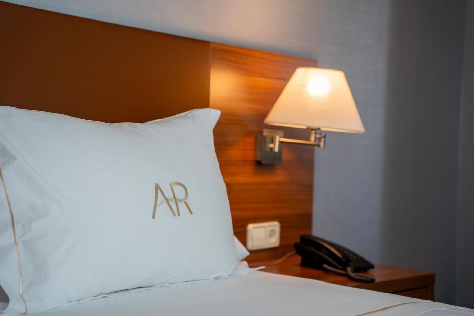 Aparto-hotel Rosales 3* Madri