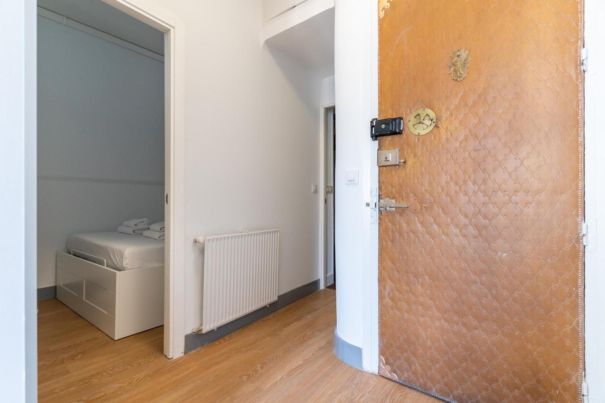 2 Bedrooms 1,5bathrooms Furnished - Sol - Bright & Functional - Mintystay Apartamento