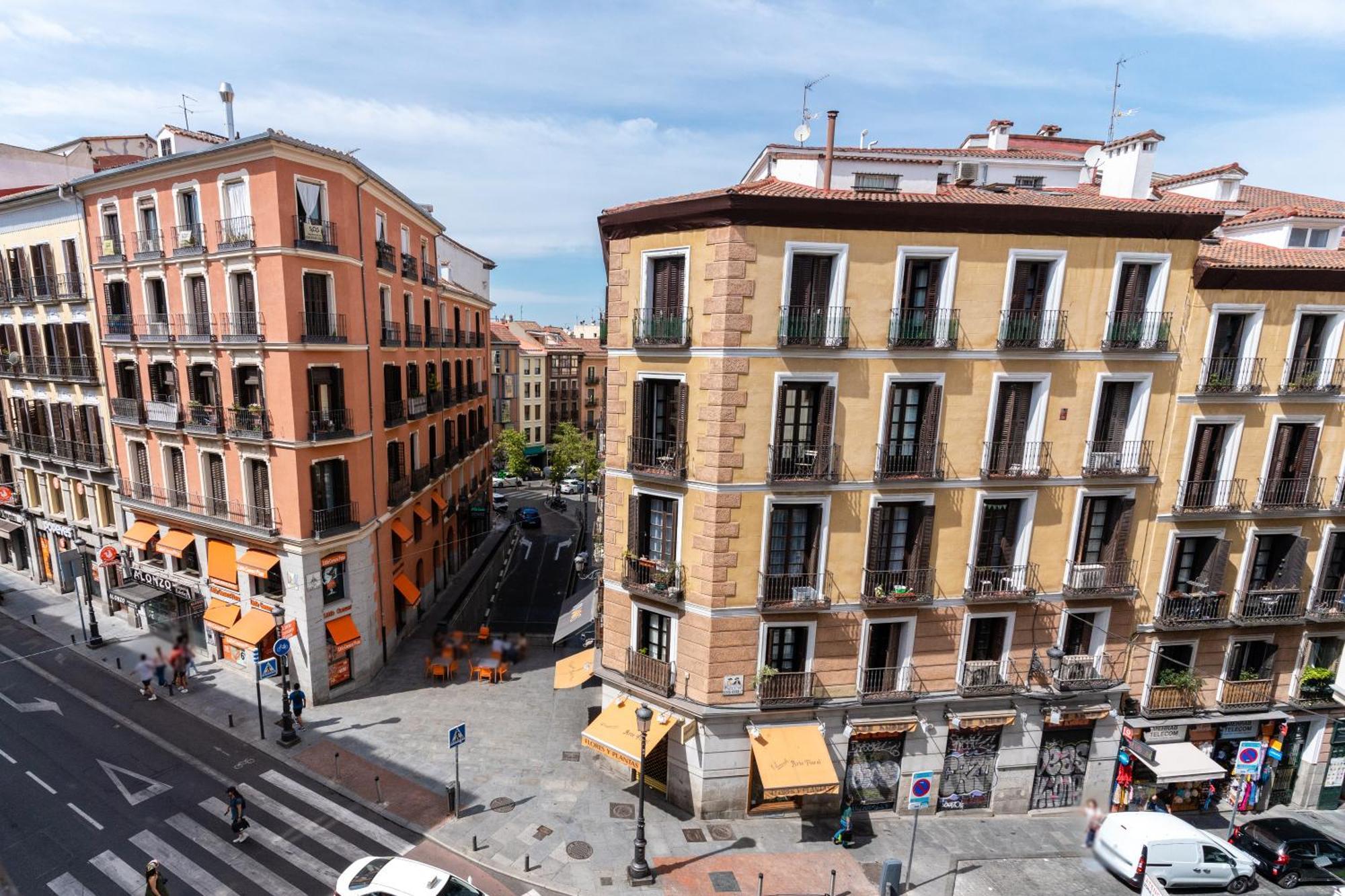 2 Bedrooms 1,5bathrooms Furnished - Sol - Bright & Functional - Mintystay Apartamento *