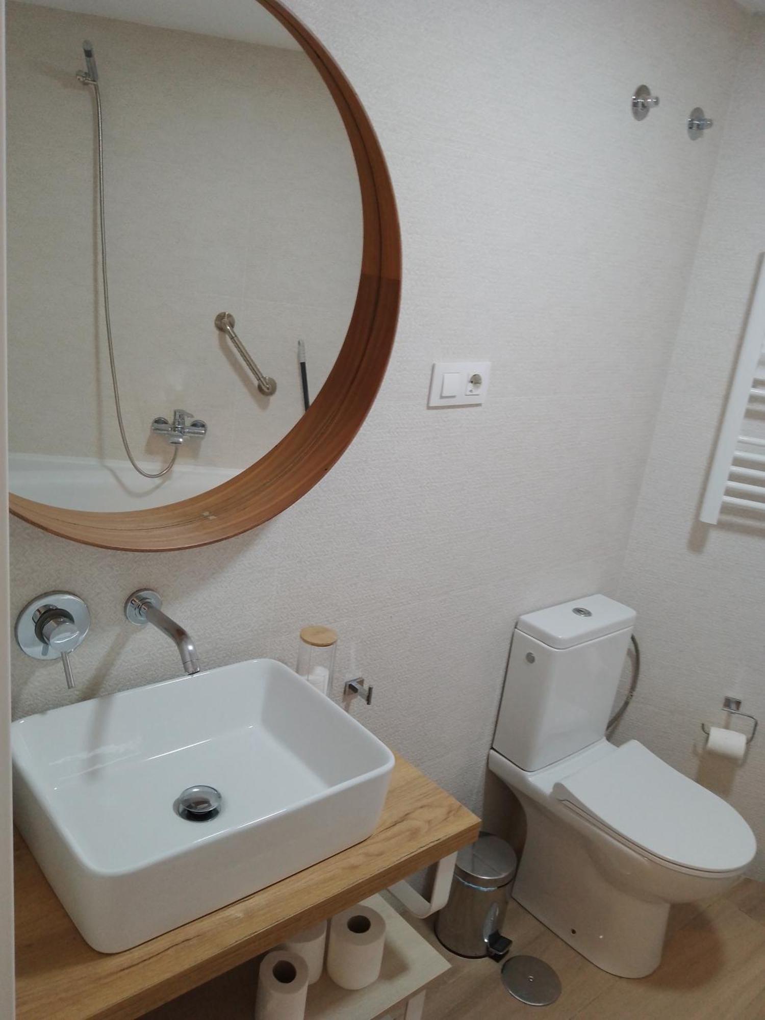 Piso Moderno En Hortaleza Apartment *