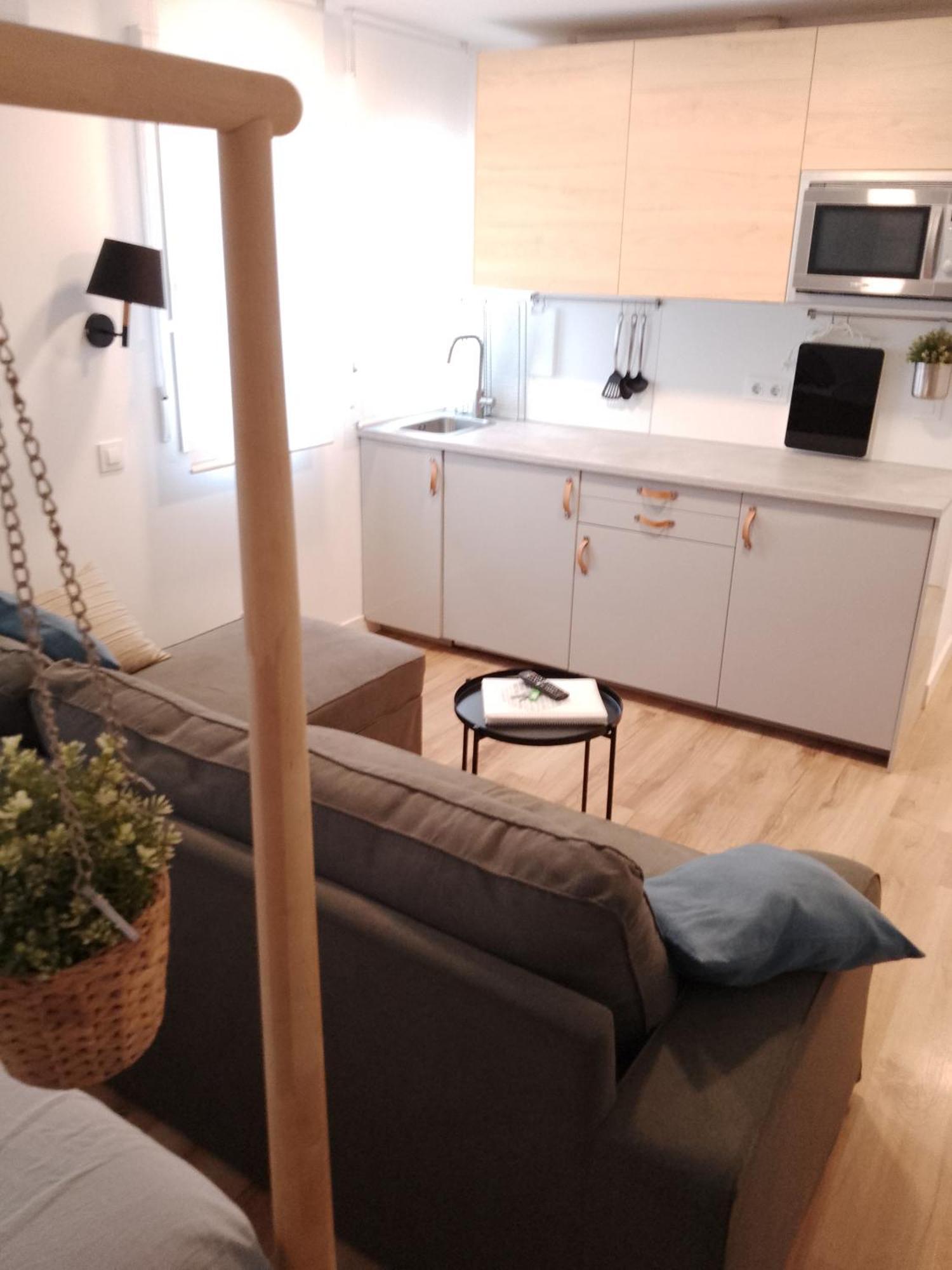 Piso Moderno En Hortaleza Apartment *