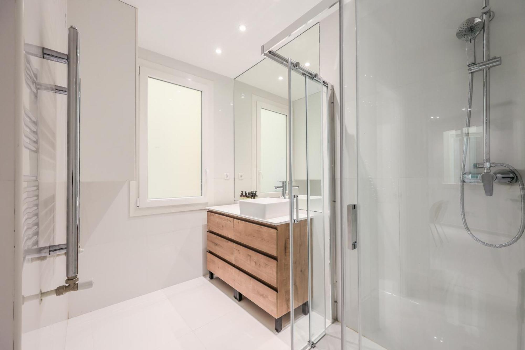 Apartamento Ap Embajadores Xx Madrid
