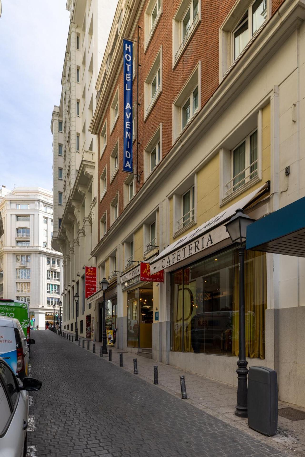 Avenida Gran Via 3* Madrid