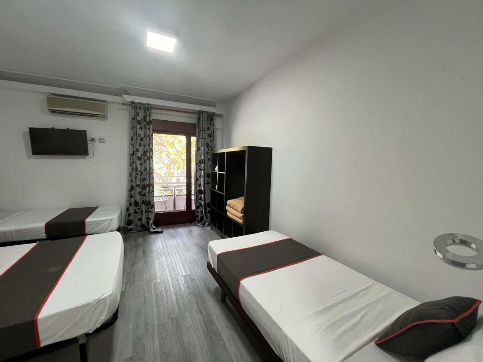 Hello Feria Guest house