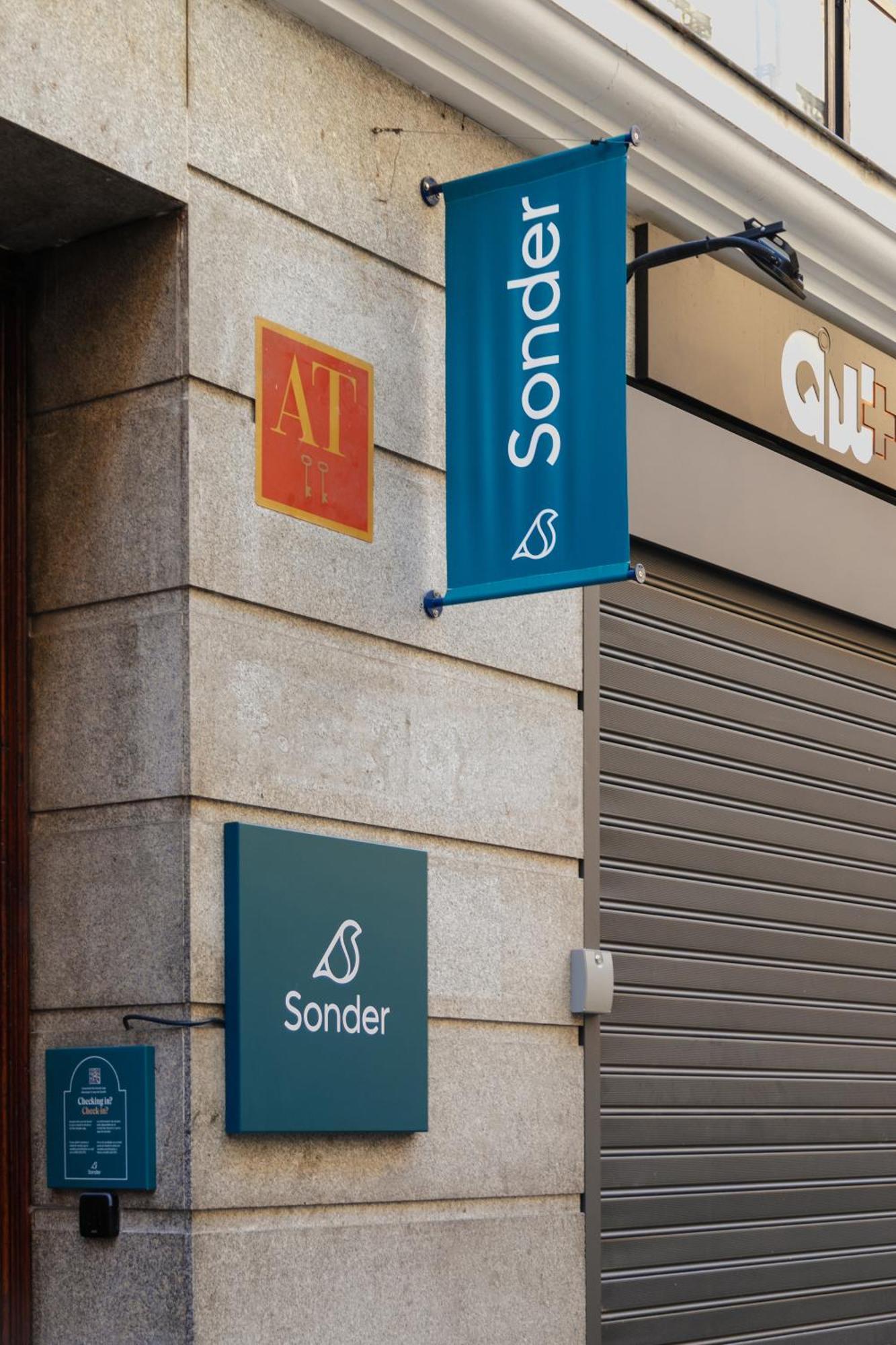 Sonder Santa Ana Aparthotel