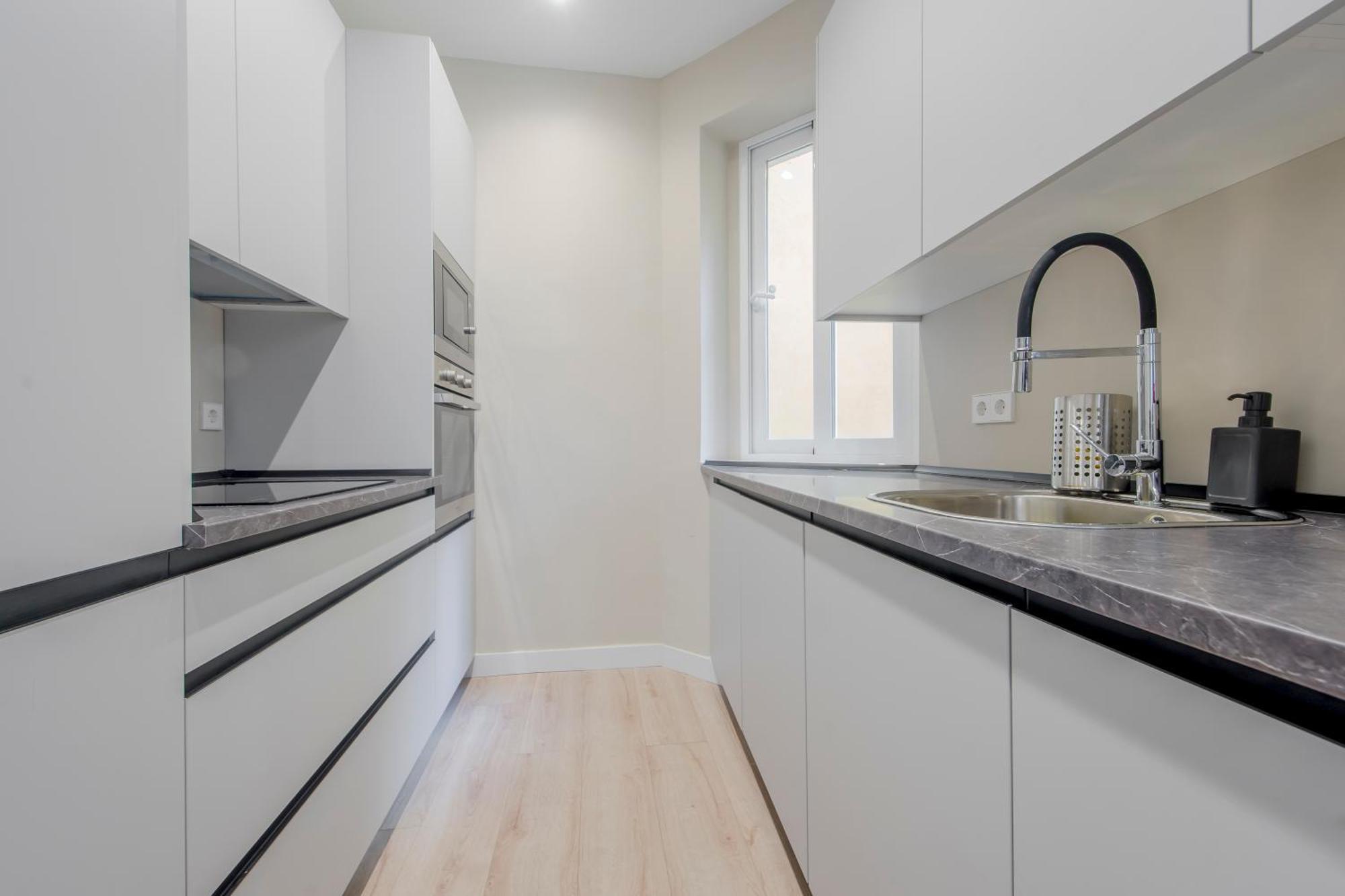 Apartment Downtown 7pax La Latina,centro De Madrid