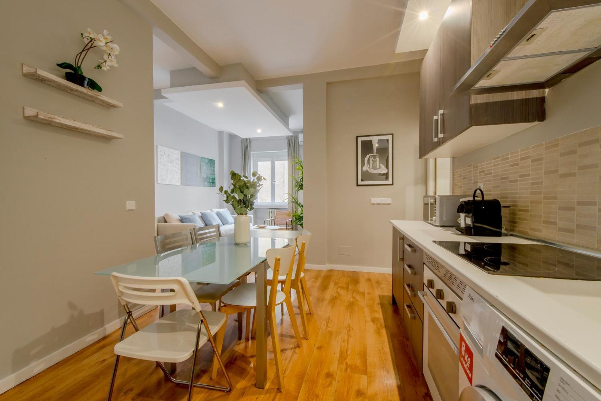 Excelente Piso De 3 En La Latina-centro Apartamento *