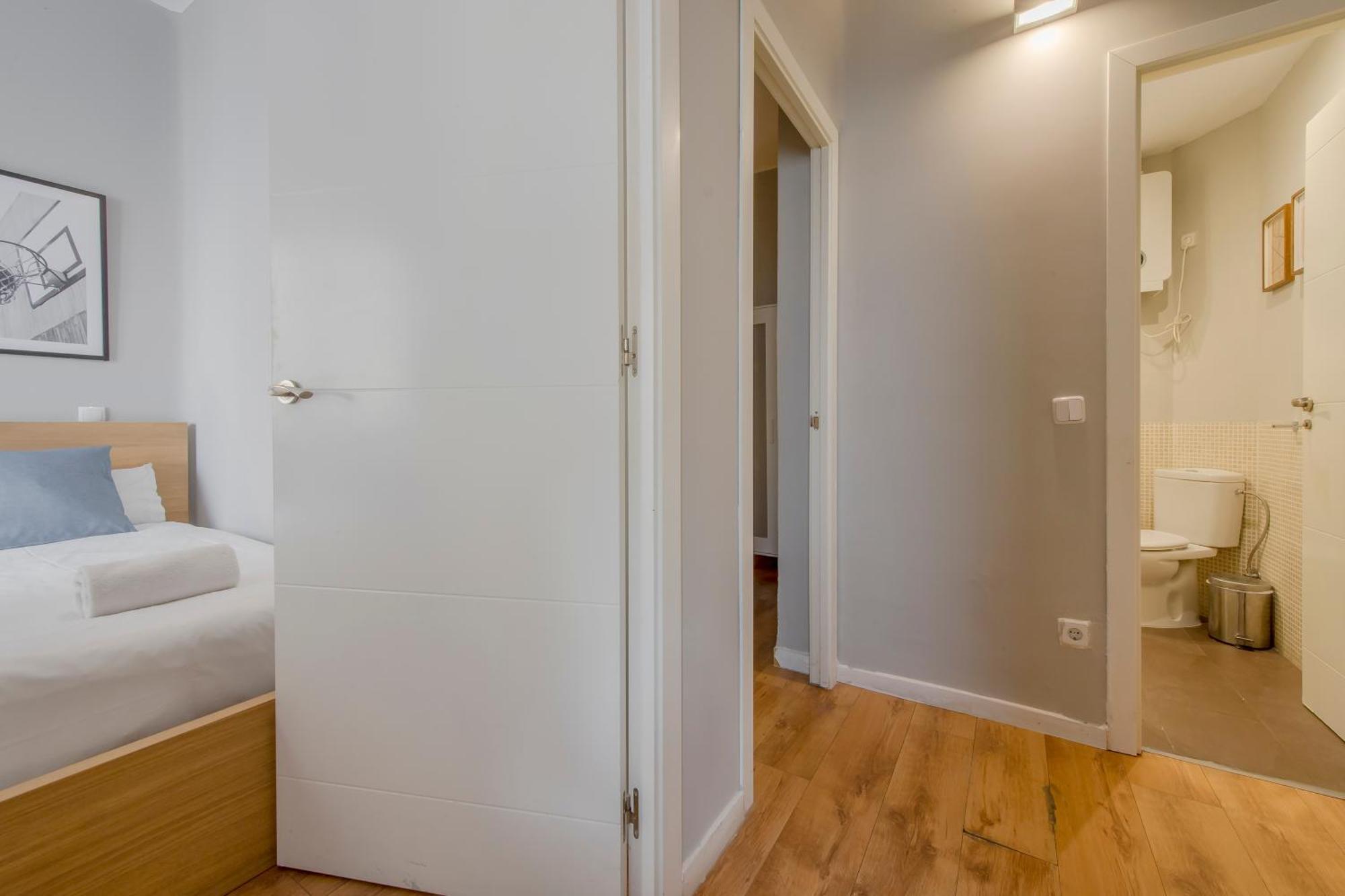 Excelente Piso De 3 En La Latina-centro Apartamento *