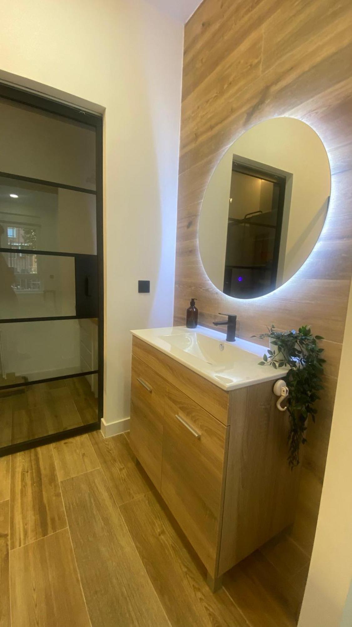 Apartamento Confort Al Lado Del Rio Madri