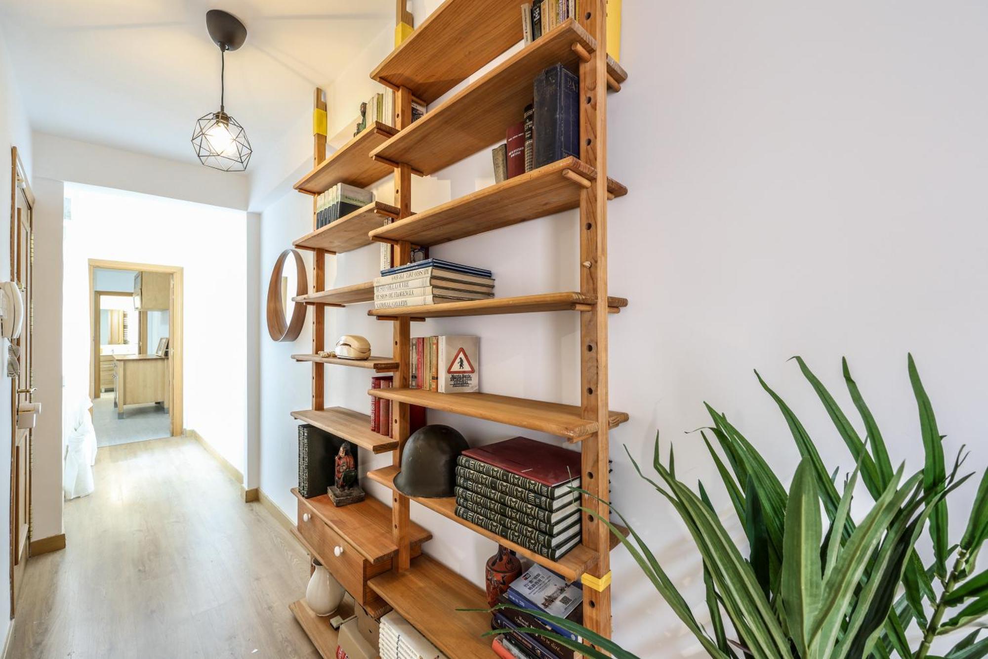 Gran Via Apartment *