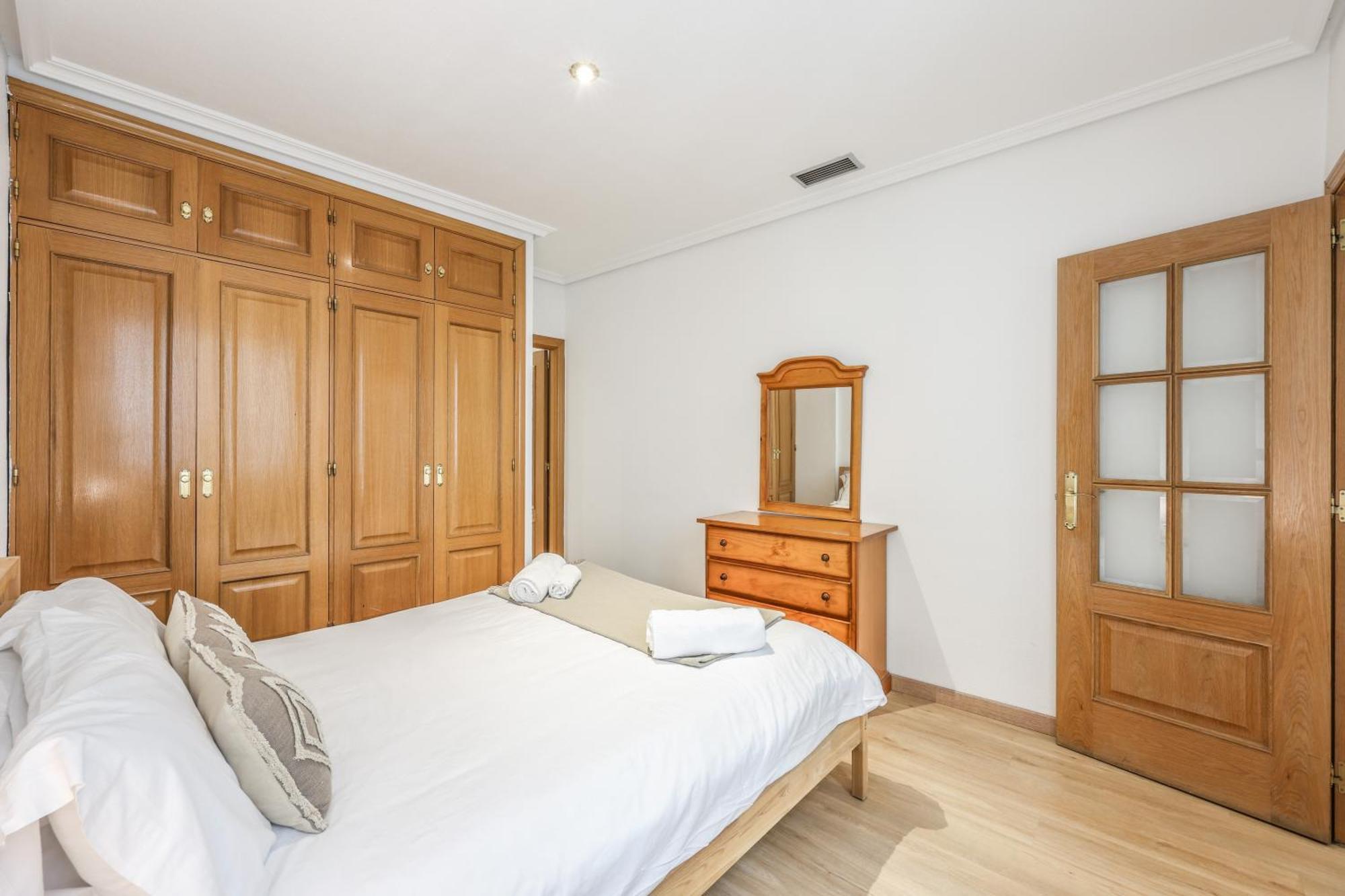 Gran Via Apartment *