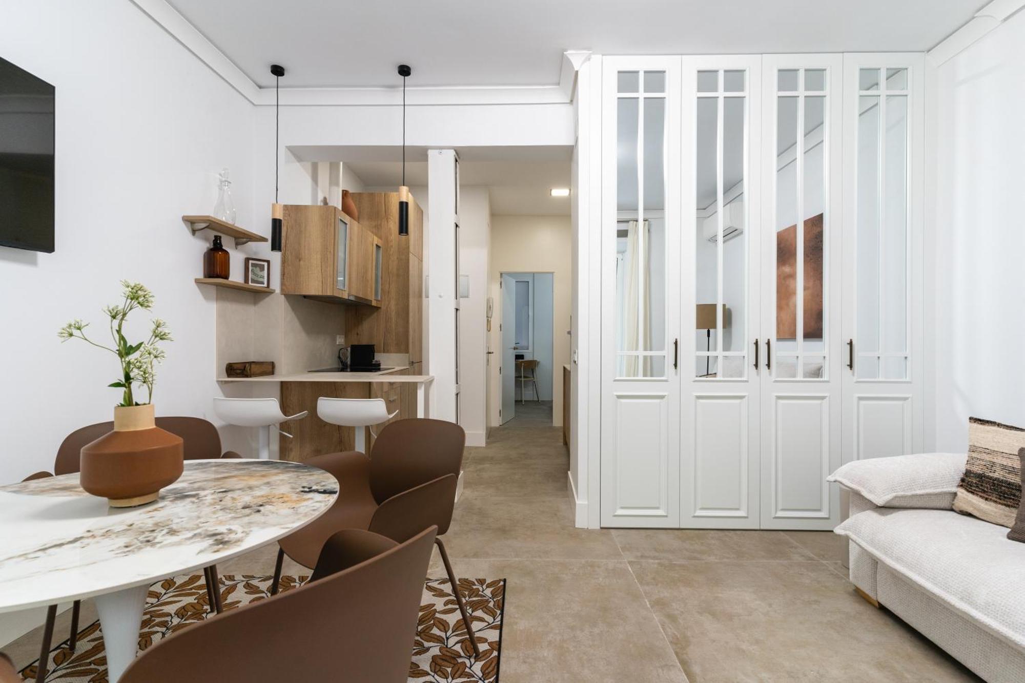 Modern And Bright-1bedroom 2bathrooms-la Latina Apartamento *
