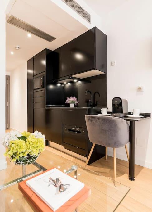 New Puerta De Alcalaretiro Parkgran Via Apartment Madrid