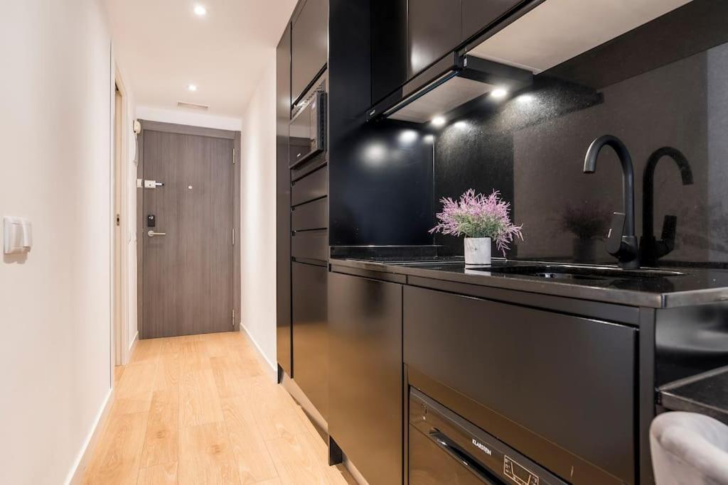 New Puerta De Alcalaretiro Parkgran Via Apartment Madrid