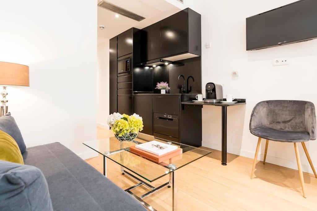 Apartment New Puerta De Alcalaretiro Parkgran Via