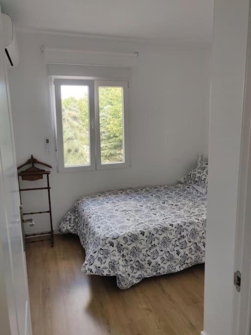 Moderno Con Oficina Y Balcon Apartamento *