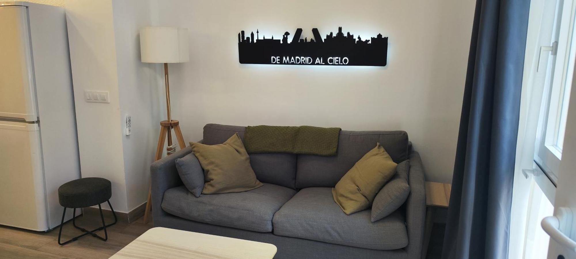 Apartment Entero Junto A Cuatro Caminos Con Licencia Del Ayto De Madrid