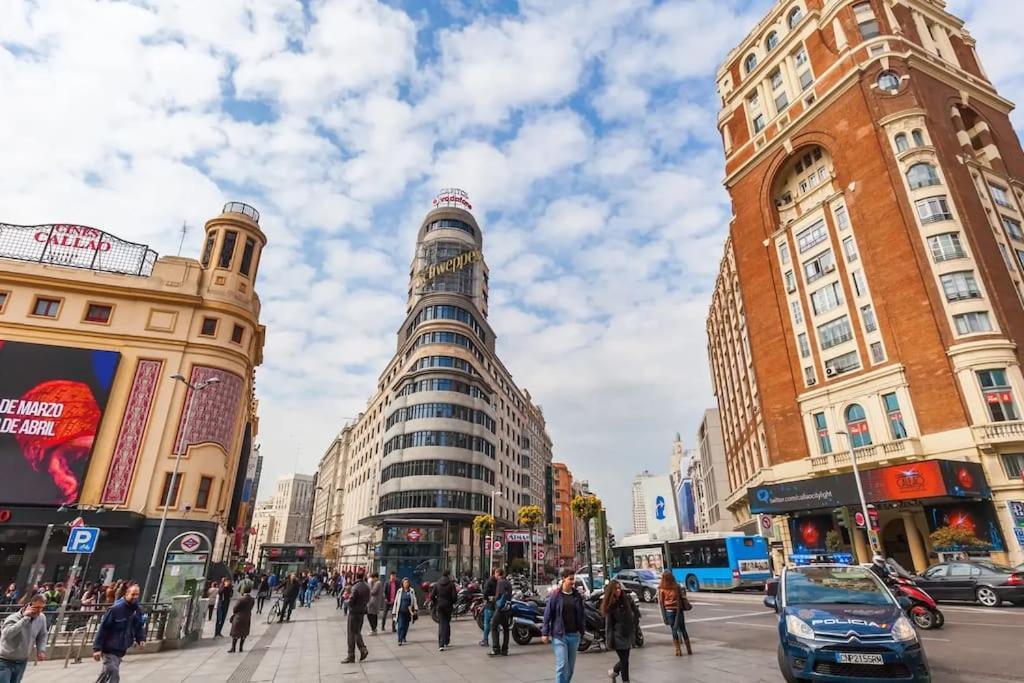 Punta Me In The Best Location Of Apartment Madrid
