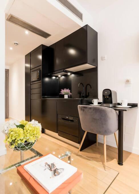Apartment New Puerta De Alcalaretiro Parkgran Via *