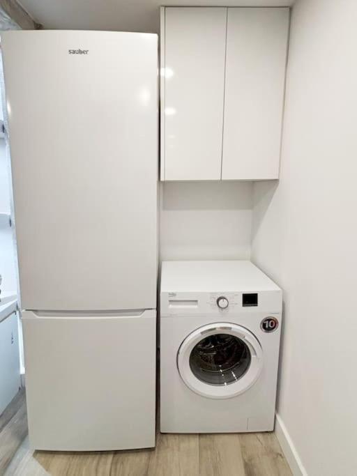 Modern In Apartamento