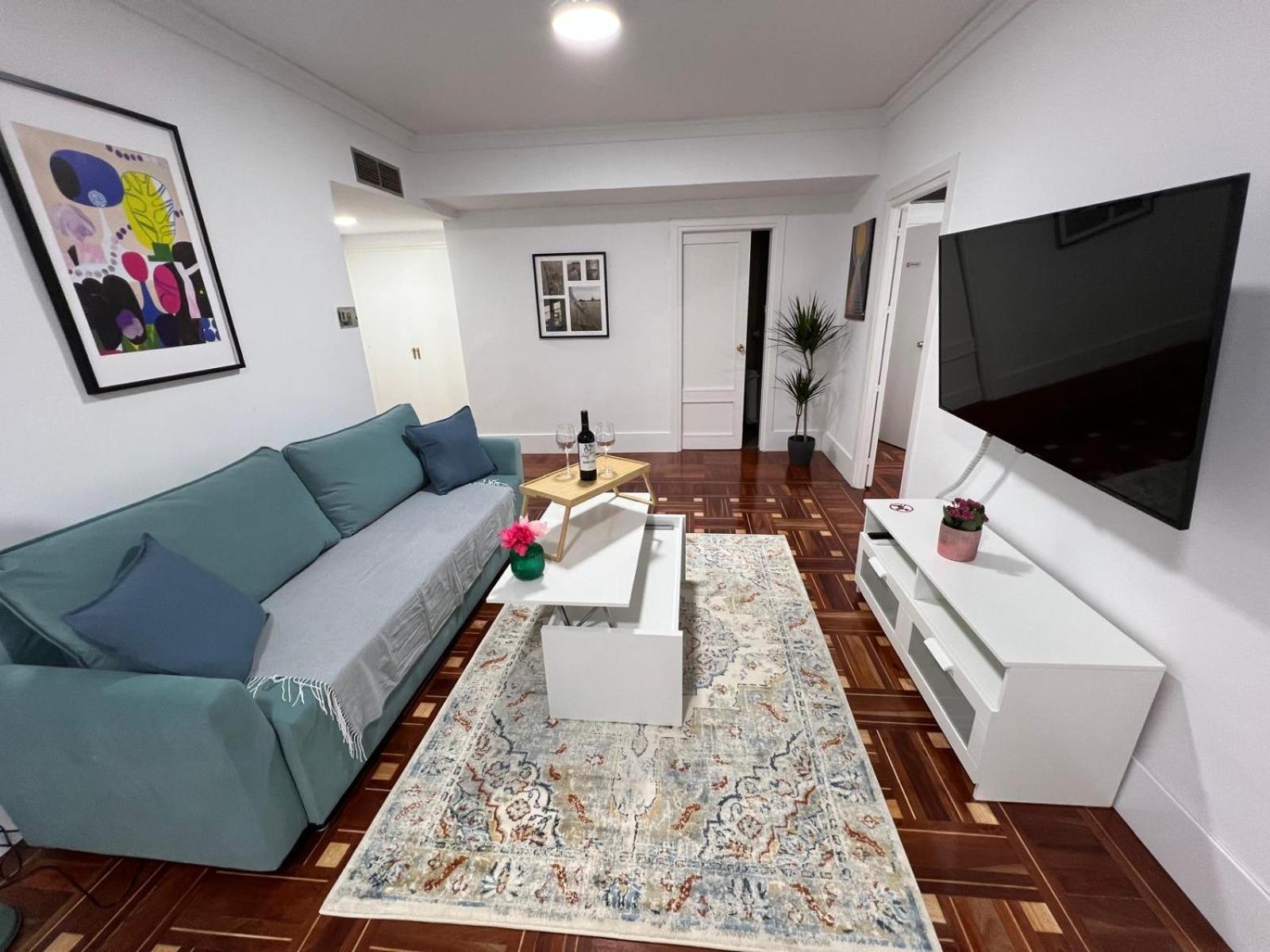 Wanderlust Gran Via Apartment *