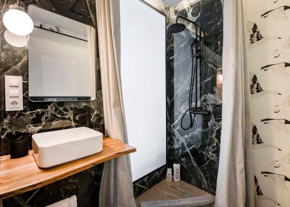 Retiro Parkserranogran Via Apartment Madrid