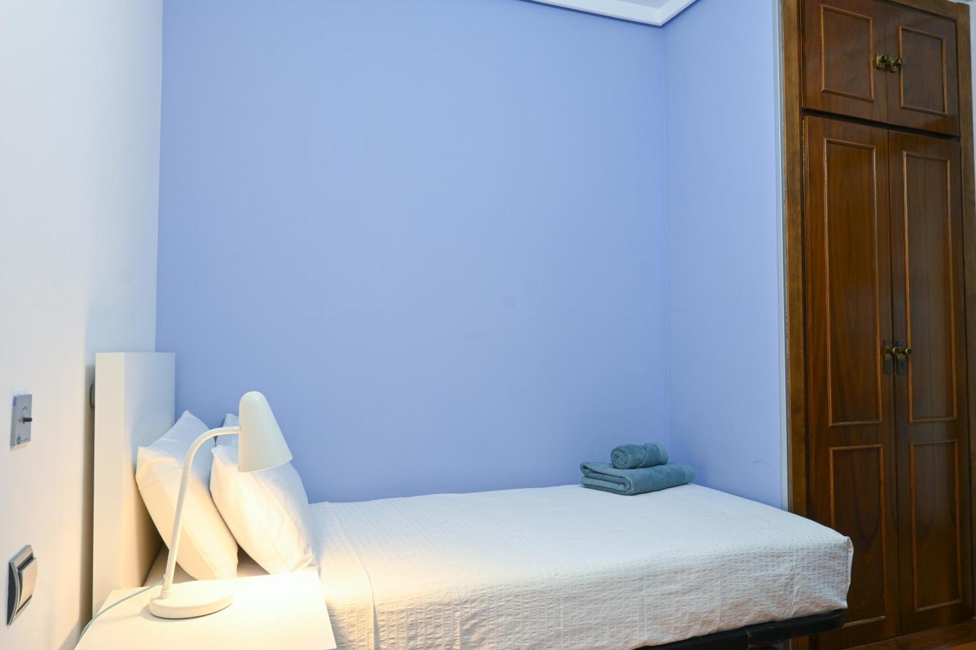 Apartamento For Acogedora Vivienda Temporal De 2 En Chamberi Eca10