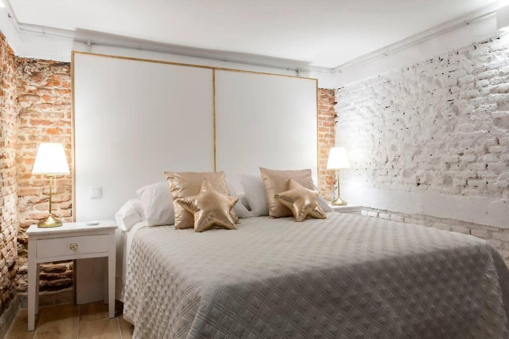 New Aptlocation Location Locationbar * Madrid
