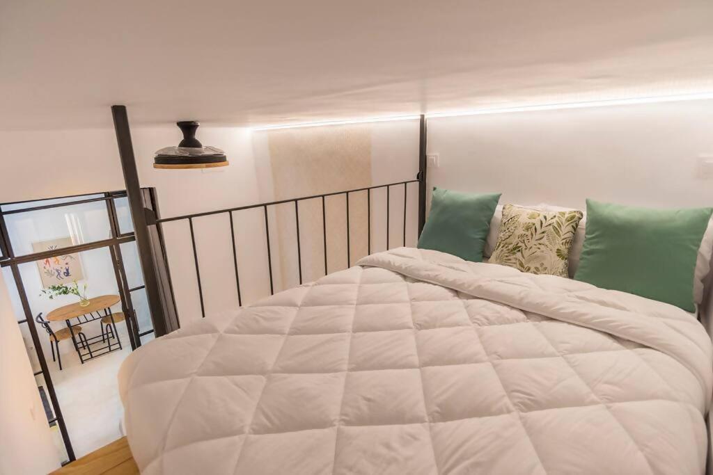 Gran Via Sol Location In Center Of Apartment *