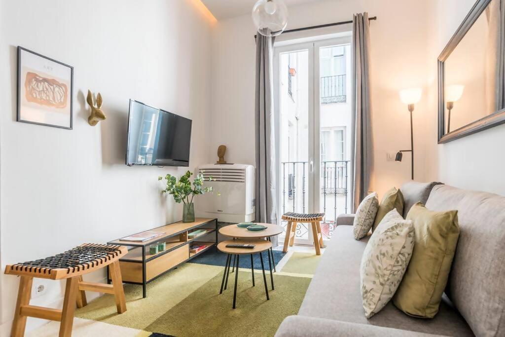 Gran Via Sol Location In Center Of Apartment Madrid
