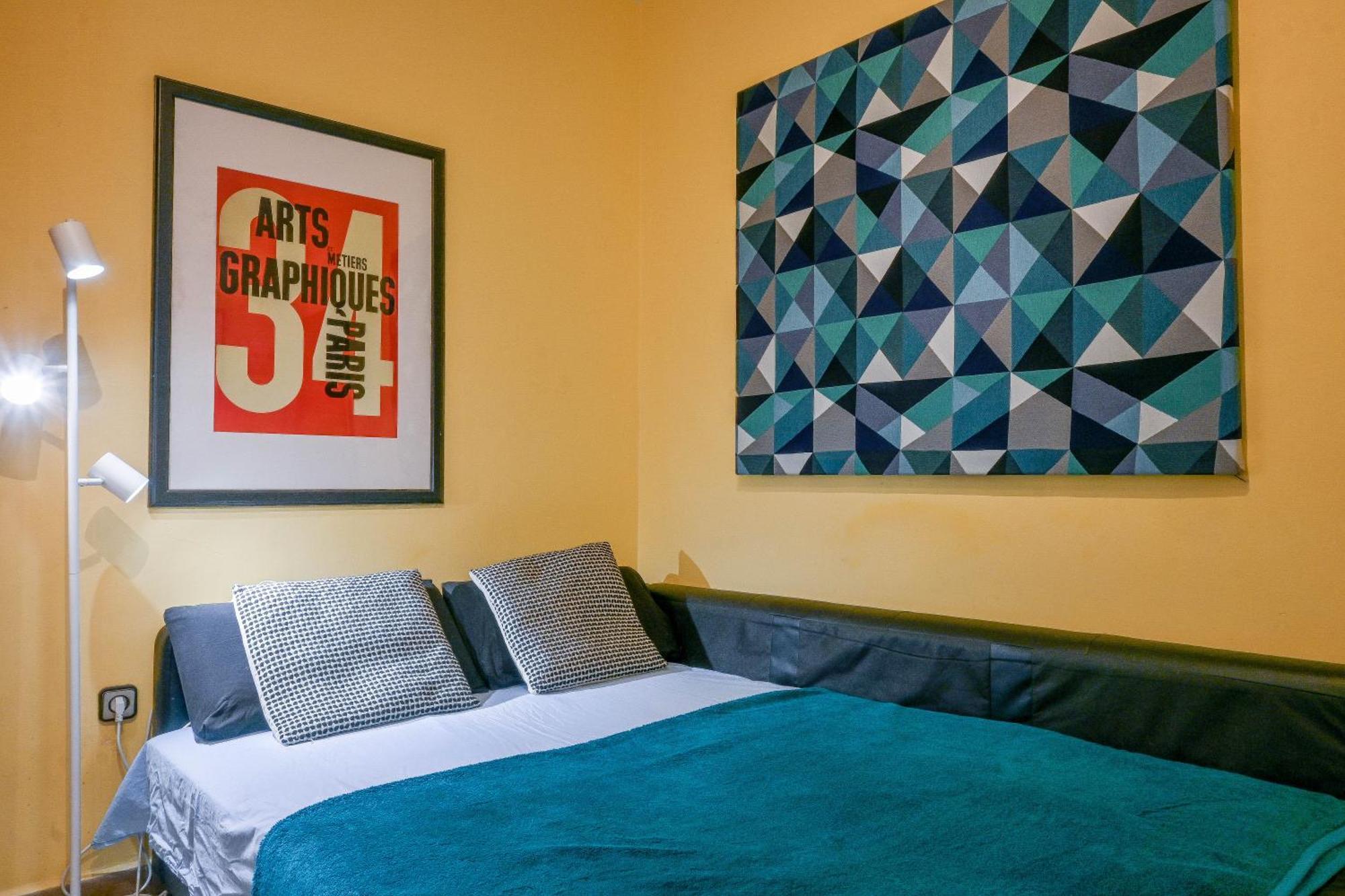 Apartment For Encantadora Vivienda Temporal A Pocos Minutos Del Metro Lavapies Zui33