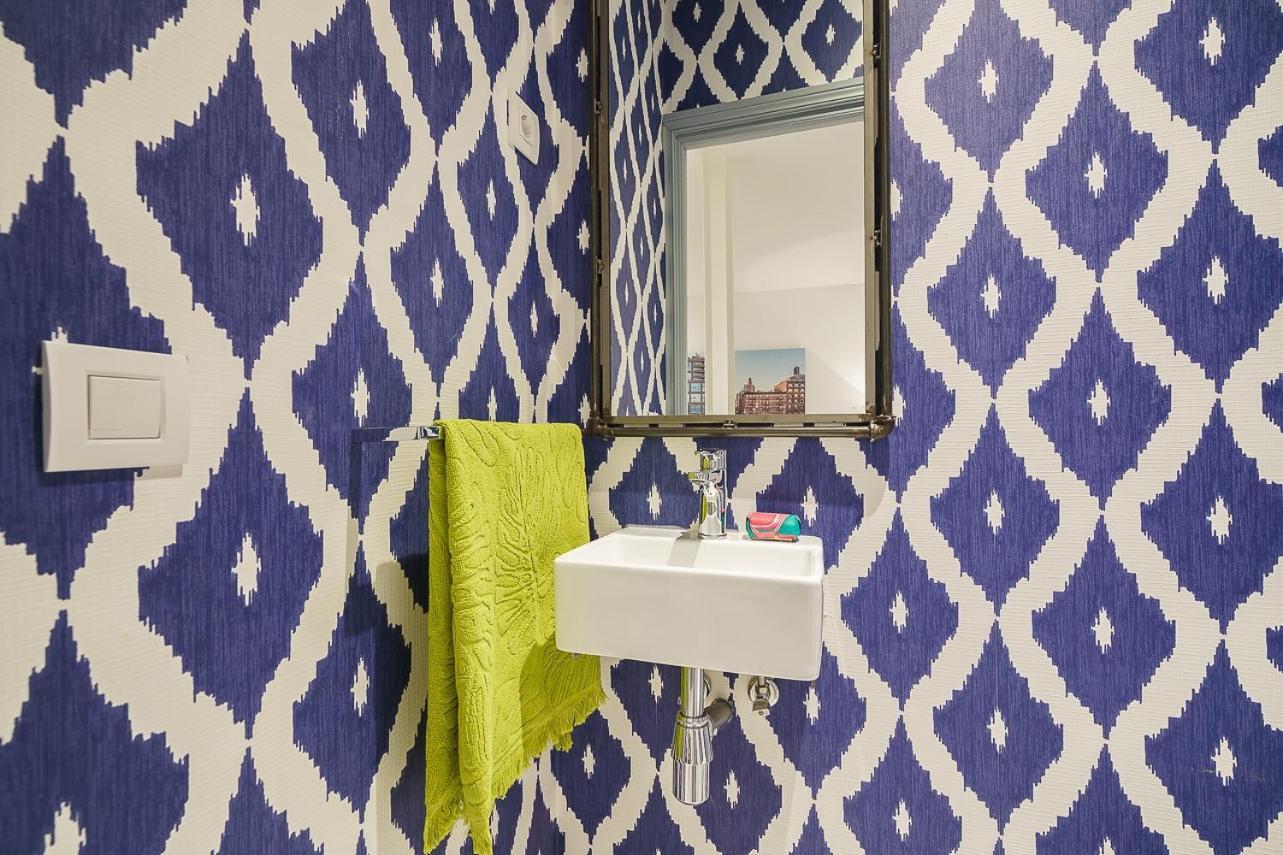 Homeclub Modern Luxurious Don Felipe Ii Apartment